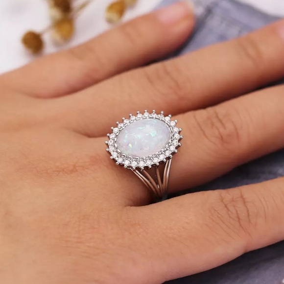 New Opal 925 Sterling Silver Ring - Picture 2 of 6